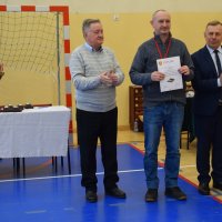 Zobacz w powiększeniu: I otwarty turniej szachowy o Puchar Sołtysa Baranowa pod patronatem Wójta Gminy Baranów (25)
